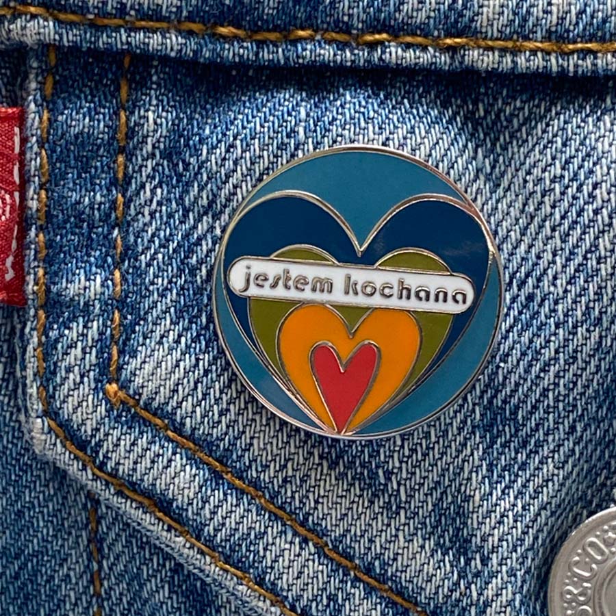 Loved (f) Polish Enamel Pin - Jestem Kochana