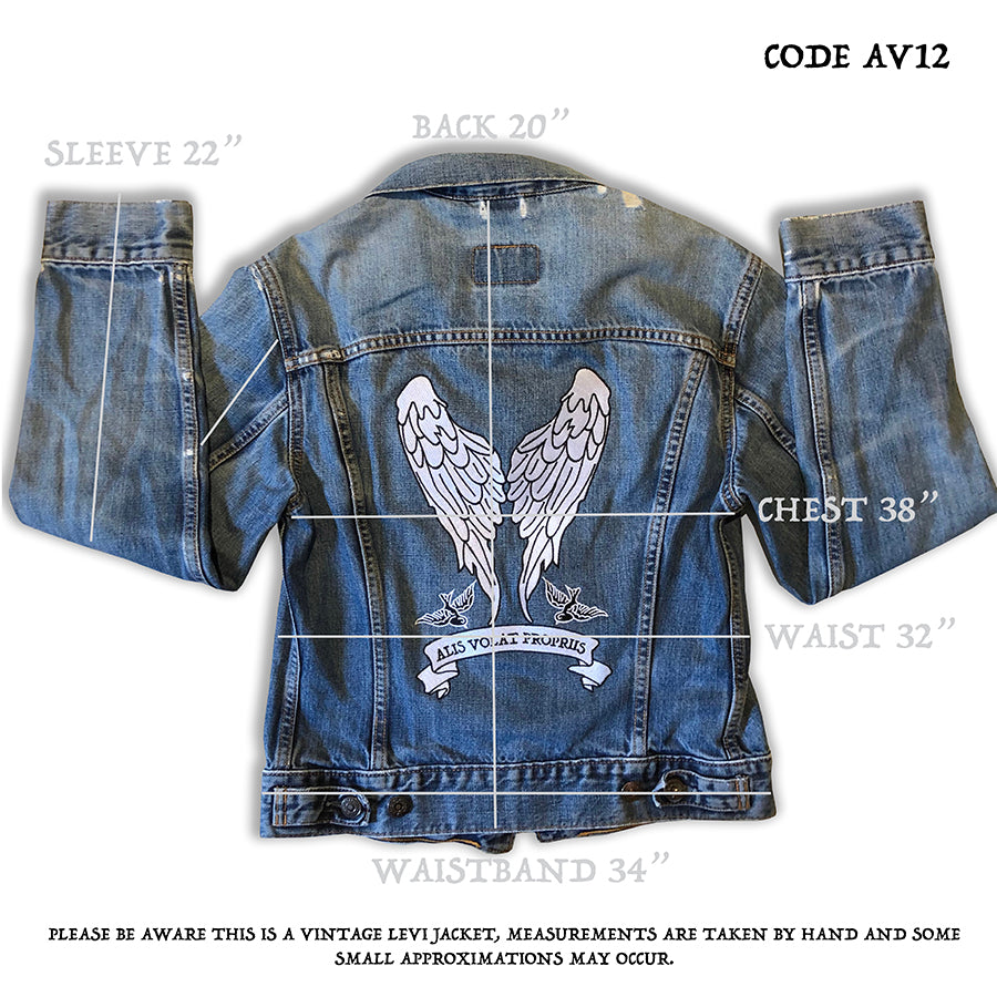 She Flies With Her Own Wings - Fully Embroidered Latin Motto - Vintage Levi's Denim Jacket