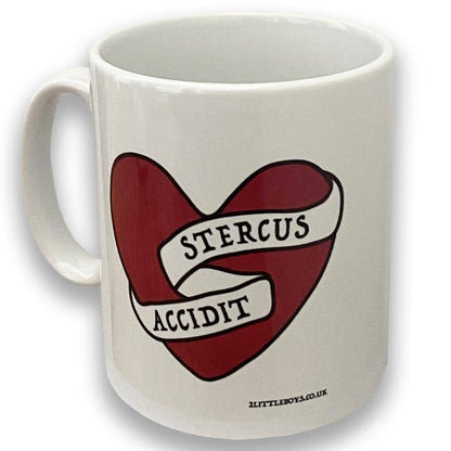 Shit Happens - Mug with Keyring Gift Set